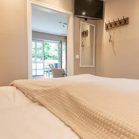 Haus Mittelstr Whg 1 Eg Links Διαμέρισμα Βέστερλαντ