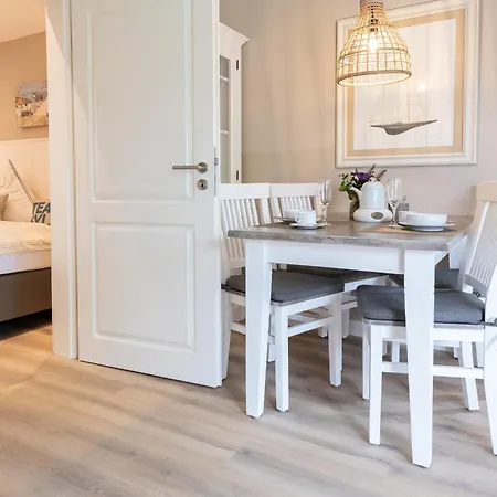 Haus Mittelstr Whg 1 Eg Links * Βέστερλαντ